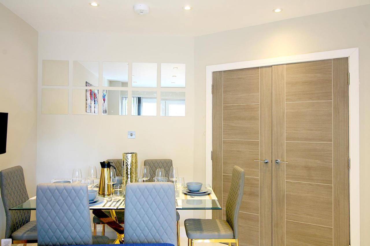 New - Stylish 2 Bed, Farnham Common Appartement Hedgerley Buitenkant foto